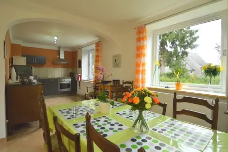 Canneberge, Maison de vacances Quaint à Elsenborn près de la forêt - Photo 2