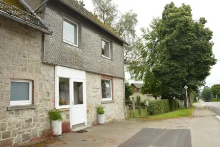 Canneberge, Maison de vacances Quaint à Elsenborn près de la forêt - Photo 26