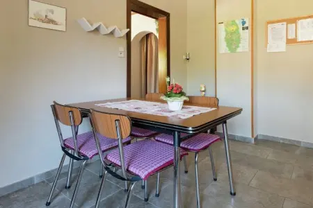 Am Brunnen, Maison de vacances moderne à Amel avec jardin - Photo 8