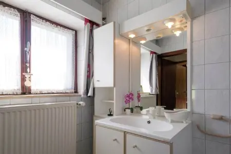 Am Brunnen, Maison de vacances moderne à Amel avec jardin - Photo 25