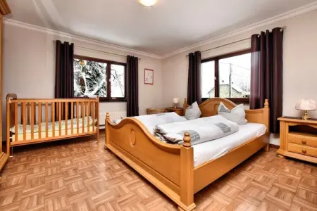 Am weissen Hirsch, Belle maison de vacances au bord de la forêt à Amel - Photo 2