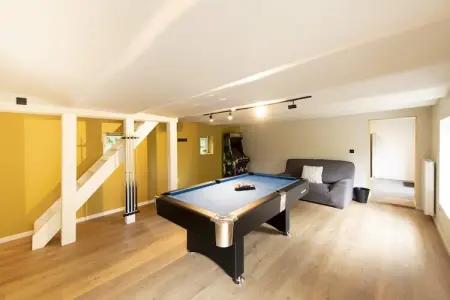 Au bois dormant, Demeure moderne avec piscine privée à Aubel - Photo 15