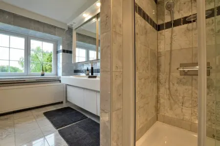 Au bois dormant, Demeure moderne avec piscine privée à Aubel - Photo 25