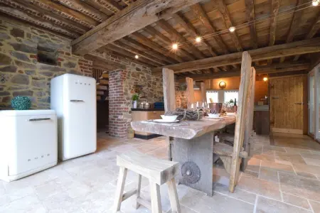 Vert Buisson, Ancienne grange confortable à Theux avec piscine et jacuzzi - Photo 17