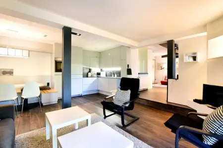 Koetshuis Loft, Luxueuse demeure à Robertville près de la forêt - Photo 1