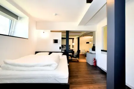 Koetshuis Appartement, Demeure moderne proche lac à Robertville - Photo 2