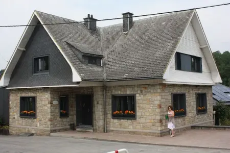 En Chanteraine, Belle maison de vacances à Waimes avec sauna - Photo 4