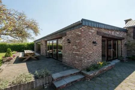 La Coupe de Champagne, Luxueuse maison de vacances avec piscine privée à Waimes - Photo 8