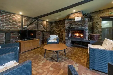 La Coupe de Champagne, Luxueuse maison de vacances avec piscine privée à Waimes - Photo 17