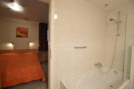 Le Sans Soucis, Maison de vacances confortable avec sauna à Robertville - Photo 20