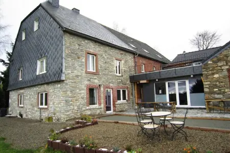 Outrewarchenne, Maison cosy avec piscine, sauna et jacuzzi à Libômont - Photo 9