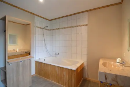 Outrewarchenne, Maison cosy avec piscine, sauna et jacuzzi à Libômont - Photo 28