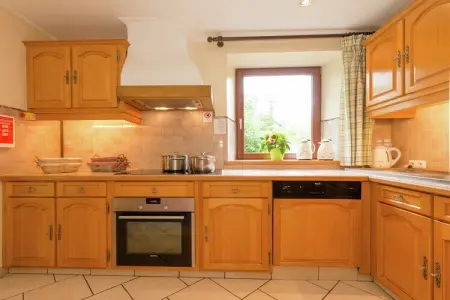 Hirondelle, Charmante maison de vacances à Faymonville avec jardin privé - Photo 4