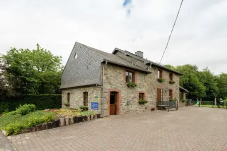 Hirondelle, Charmante maison de vacances à Faymonville avec jardin privé - Photo 6