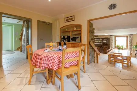 Hirondelle, Charmante maison de vacances à Faymonville avec jardin privé - Photo 15