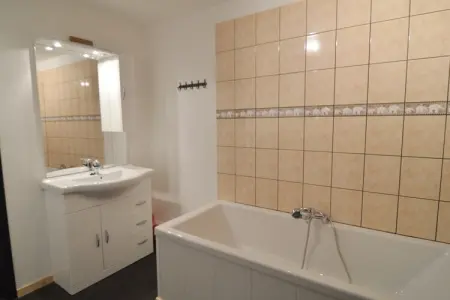 L'Annexe, Maison de vacances moderne à Sourbrodt avec piscine privée - Photo 25