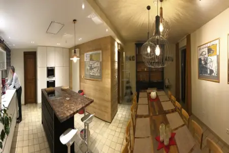 Le Milan Royal, Charmante maison de vacances en pierre avec jardin, barbecue couvert, bar et sauna à Robertville - Photo 12