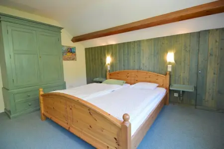 Le Milan Royal, Charmante maison de vacances en pierre avec jardin, barbecue couvert, bar et sauna à Robertville - Photo 13