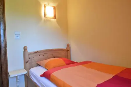 Le Milan Royal, Charmante maison de vacances en pierre avec jardin, barbecue couvert, bar et sauna à Robertville - Photo 19