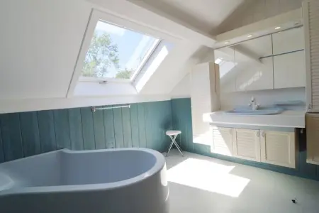 Le Milan Royal, Charmante maison de vacances en pierre avec jardin, barbecue couvert, bar et sauna à Robertville - Photo 24