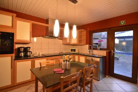 Antolay, Belle maison de vacances avec piscine privée à Waimes - Photo 8