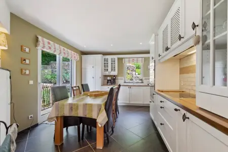 Le Rendez Vous, Maison de vacances cosy à Malmedy avec sauna et jacuzzi - Photo 2