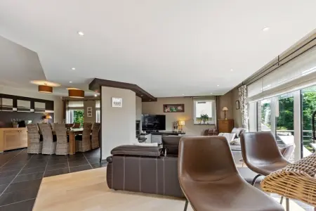 Le Rendez Vous, Maison de vacances cosy à Malmedy avec sauna et jacuzzi - Photo 7