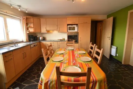 Balcon de Malmedy, Maison de vacances spacieuse avec sauna à Malmedy - Photo 3