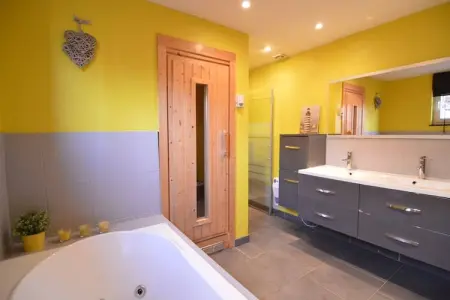 Balcon de Malmedy, Maison de vacances spacieuse avec sauna à Malmedy - Photo 13