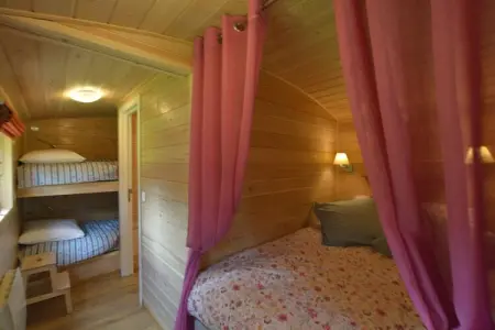 Manureva, Maison de vacances avec sauna dans les Ardennes proche forêt - Photo 2