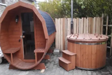 Le Laurier Rose, Charmante maison de vacances avec piscine à Coo - Photo 5