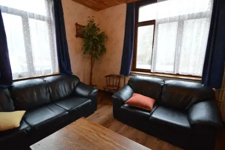 Le Laurier Rose, Charmante maison de vacances avec piscine à Coo - Photo 10