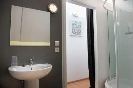 Ny des anges, Maison de vacances paisible avec piscine privée à Stoumont - Photo 23