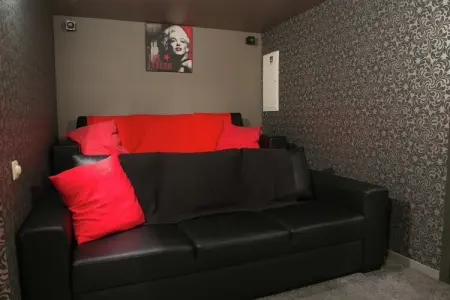 Ny des anges, Maison de vacances paisible avec piscine privée à Stoumont - Photo 27