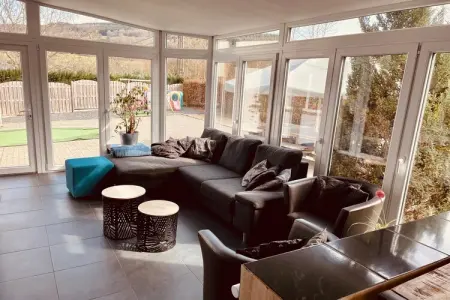 Les Bastinettes, Maison de vacances spacieuse avec sauna, piscine intérieure et kicker  située à Moulin du ruy - Photo 7