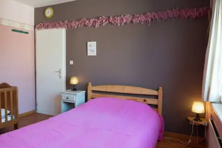 Les Bastinettes, Maison de vacances spacieuse avec sauna, piscine intérieure et kicker  située à Moulin du ruy - Photo 15