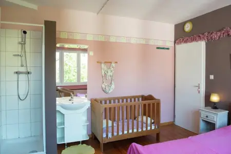 Les Bastinettes, Maison de vacances spacieuse avec sauna, piscine intérieure et kicker  située à Moulin du ruy - Photo 16