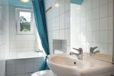 Les Bastinettes, Maison de vacances spacieuse avec sauna, piscine intérieure et kicker  située à Moulin du ruy - Photo 17