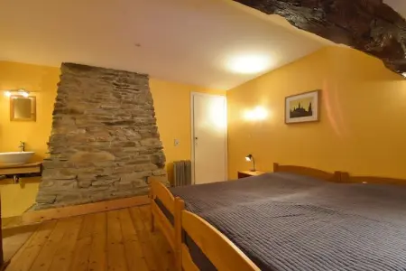 La Fausse Epine, Maison en pierre à Baneux avec jardin - Photo 11