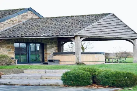Au Milieu De Nulle Part, Magnifique gîte avec piscine privée dans les Ardennes - Photo 37
