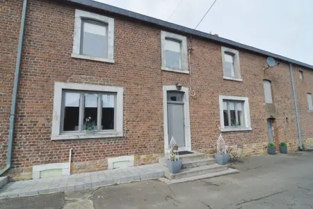 La Maison à la Piscine, Maison de vacances moderne à Goesnes avec piscine privée - Photo 4