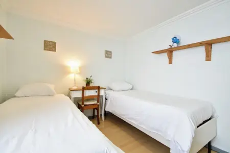 La Maison à la Piscine, Maison de vacances moderne à Goesnes avec piscine privée - Photo 13