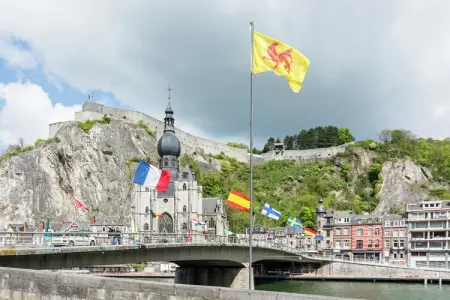 La Maison à la Piscine, Maison de vacances moderne à Goesnes avec piscine privée - Photo 27