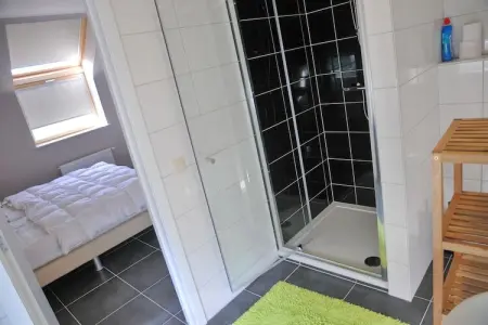 Petit Coin de Paradis, Maison de vacances cosy à Somme-Leuze. Piscine, sauna privés - Photo 19