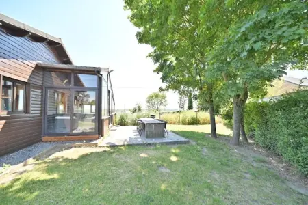 Arbre Dressé, Agréable maison de vacances à Somme-Leuze avec jacuzzi - Photo 9