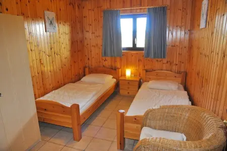 L'Aimant, Belle maison de vacances en Somme-Leuze avec sauna - Photo 2