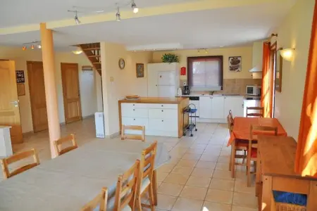 Villa Achille, Maison de vacances moderne à Somme-Leuze avec grand jardin - Photo 4