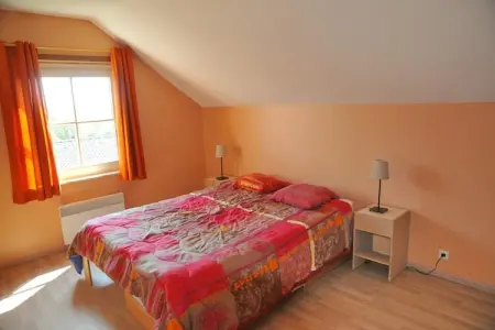 Villa Achille, Maison de vacances moderne à Somme-Leuze avec grand jardin - Photo 8