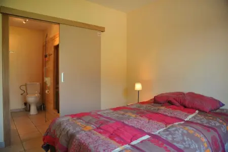 Villa Achille, Maison de vacances moderne à Somme-Leuze avec grand jardin - Photo 12