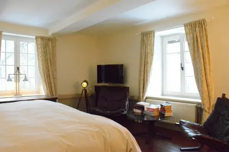 Likthuus 9, Maison de vacances confortable à Bièvre avec étang - Photo 14